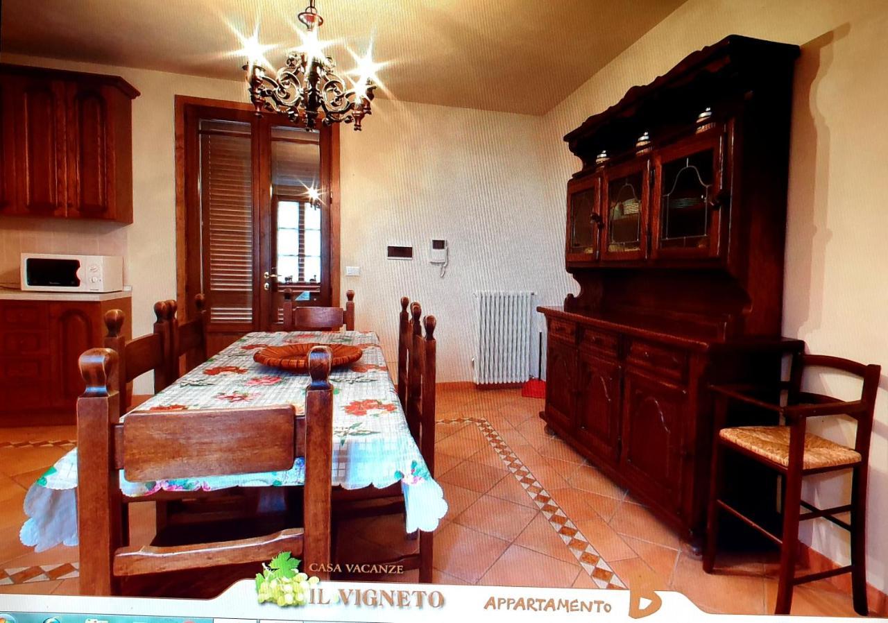 Residence Il Vigneto Lari Esterno foto