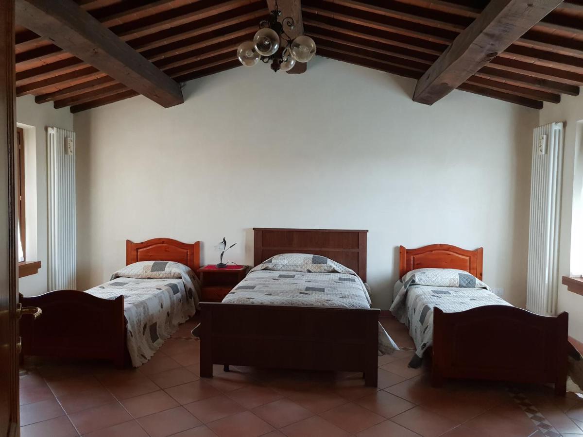 Residence Il Vigneto Lari Esterno foto