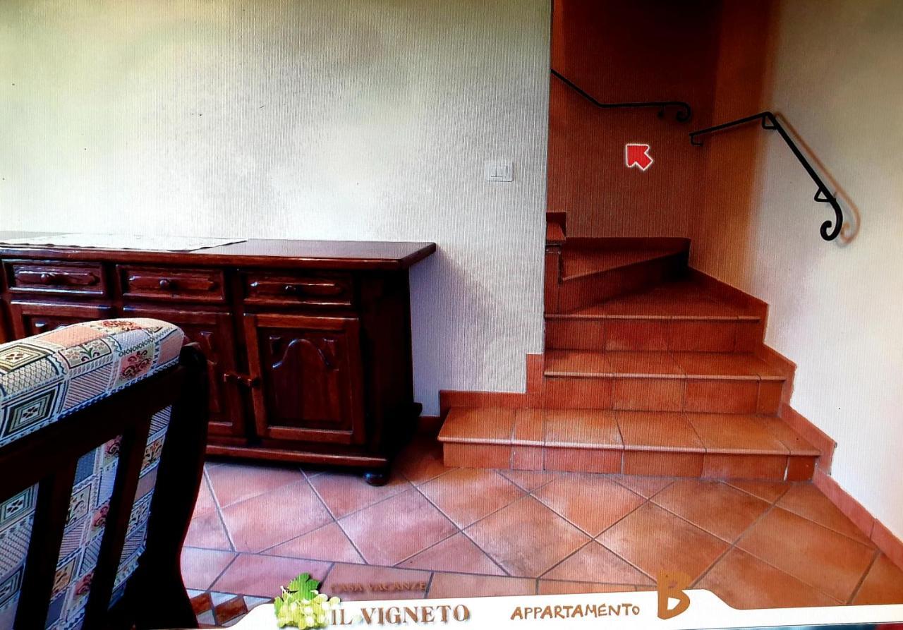 Residence Il Vigneto Lari Esterno foto